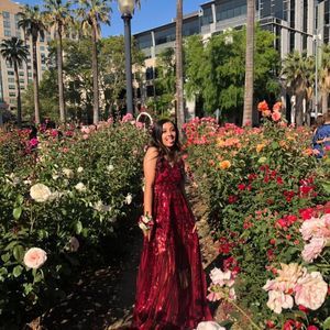 Meet your Posher, Alexis